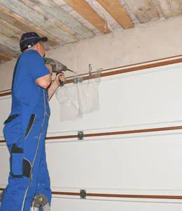 United Garage Door Service Cranston, RI 401-293-0640 United Garage Door Service Cranston, RI 401-293-0640 - repair-about